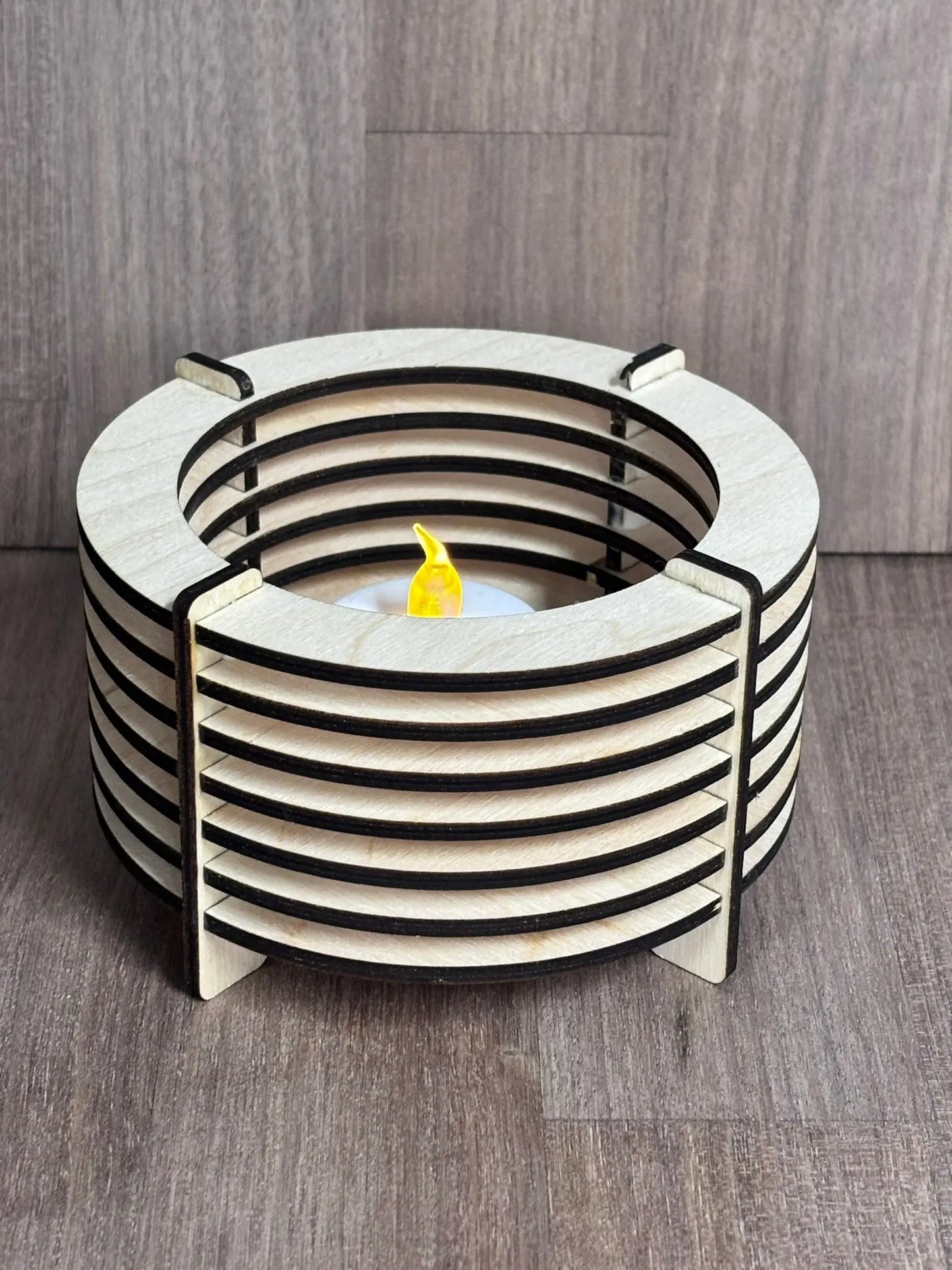 Handgjord Rund Ljuslykta i Trä med Glasinsats - Skandinavisk Design 3dprintguru.se